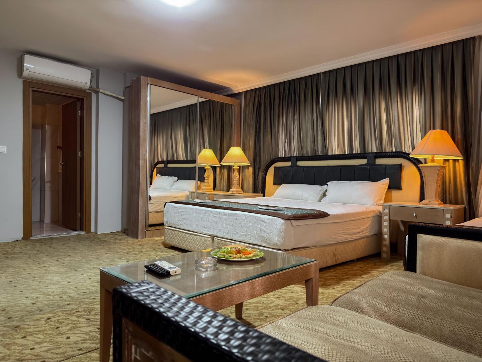 Sever Suites Hotel 安塔利亚 外观 照片